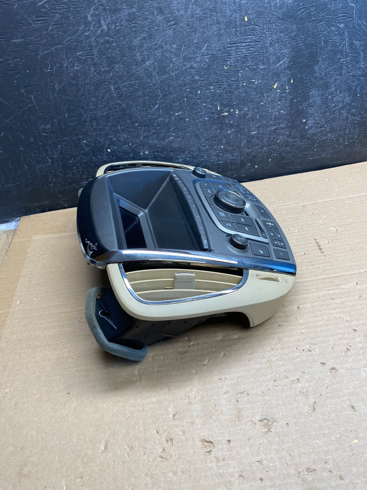 2010-2012 Buick Lacrosse Radio Climate Temperature Control Panel AG6248 DG1