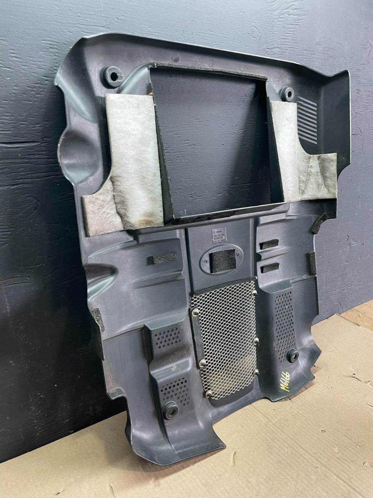 2005 to 2009 Subaru Legacy Outback GT Engine Motor Cover ab7846 DG6