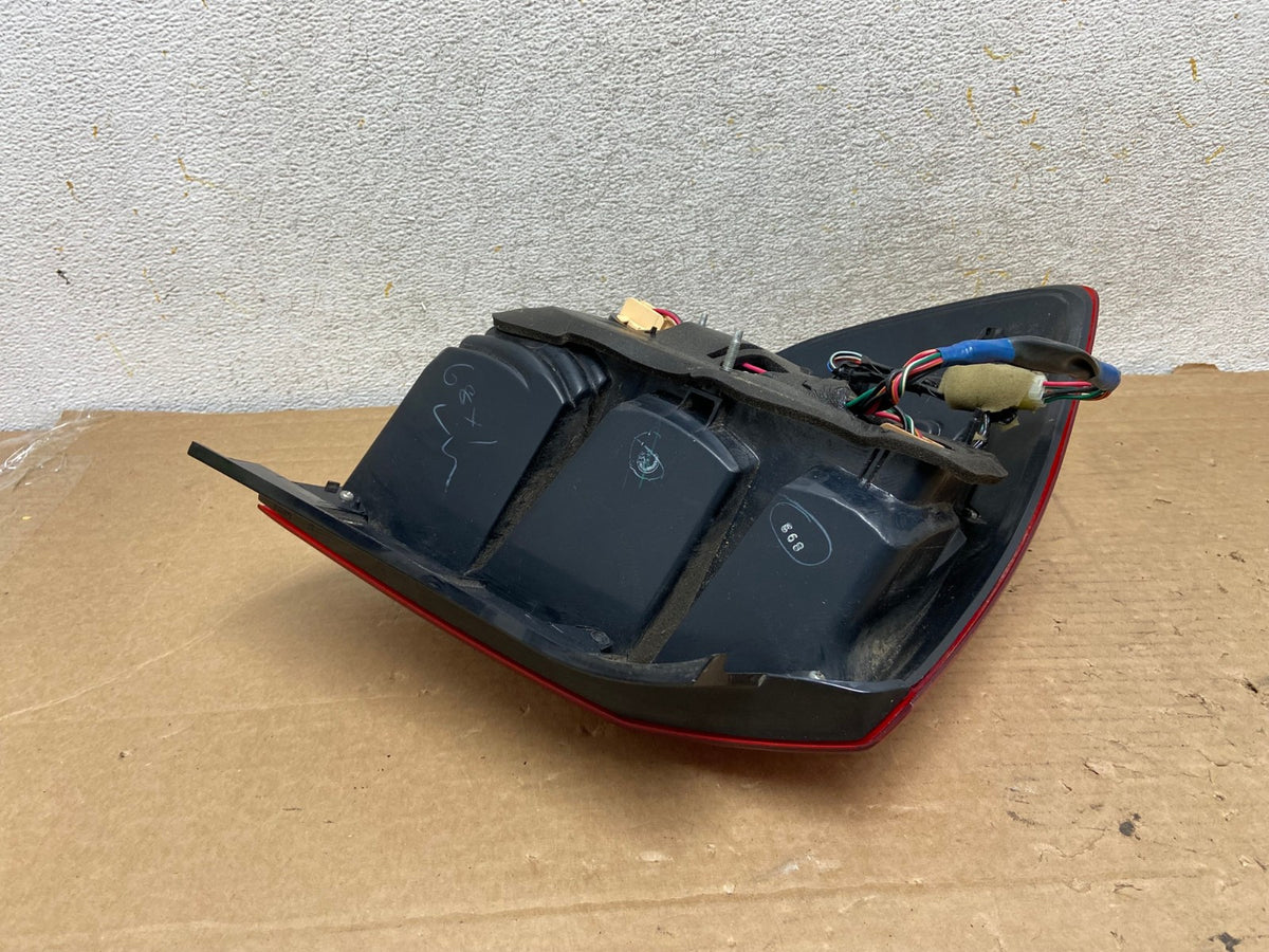 2008 to 2013 Suzuki SX4 Sedan Right Passenger RH Tail Light AH8537 LK4