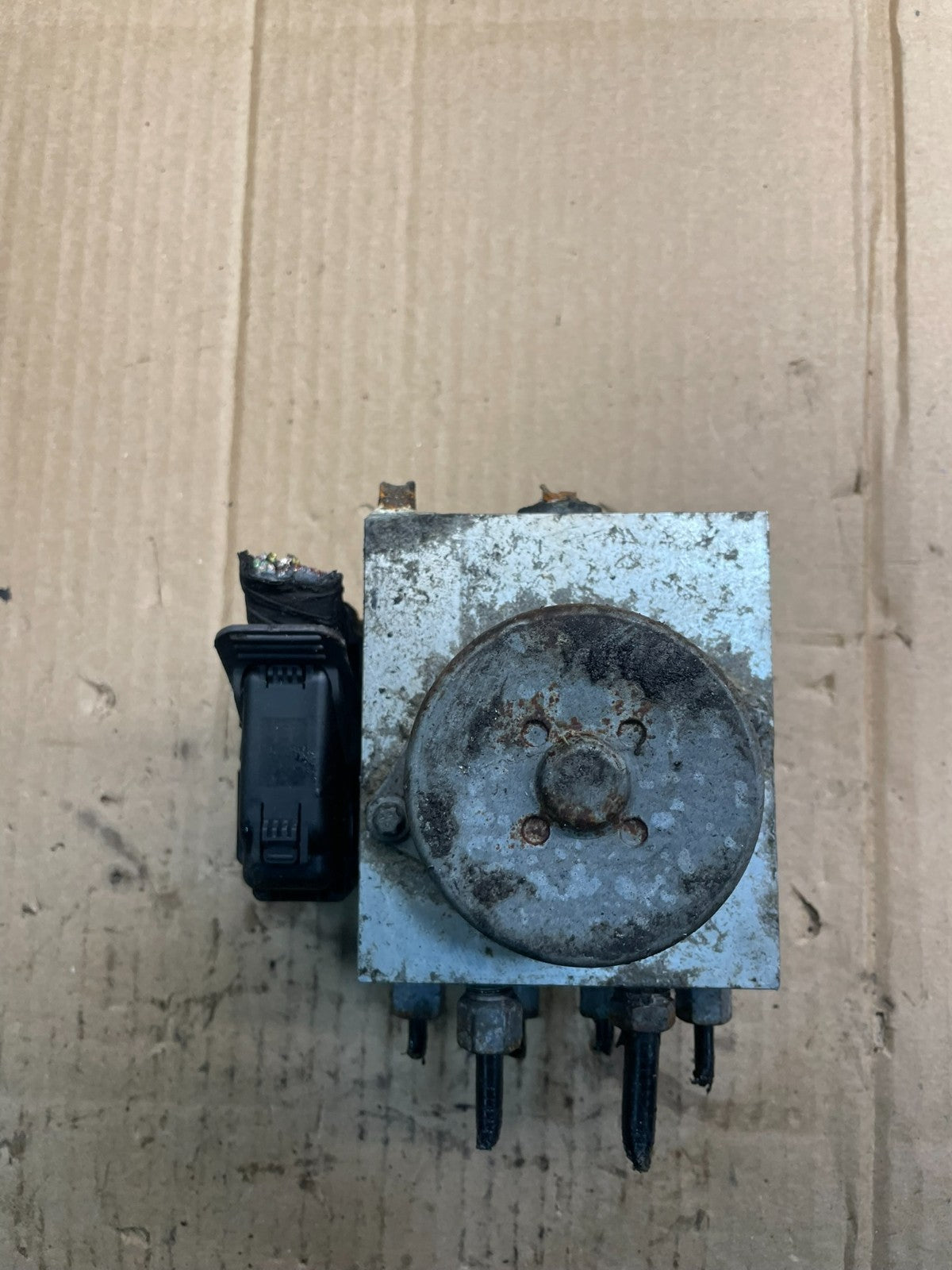 2013 Ford F250 F350 Super Duty ABS Anti Lock Brake Pump Module X1013 DG5