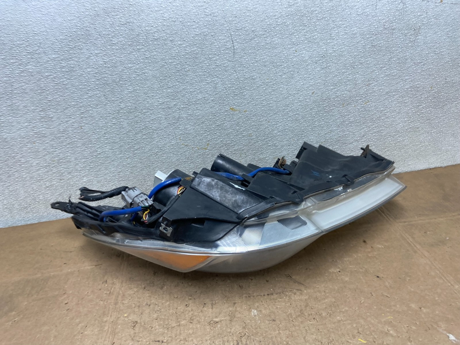2013 2014 Subaru Legacy Outback Left Driver Halogen Headlight Y6941 DW8