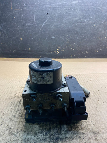 2002-2005 Mercedes W203 C230 CLK500 ABS Anti Lock Brake Pump Module z4986 DG2