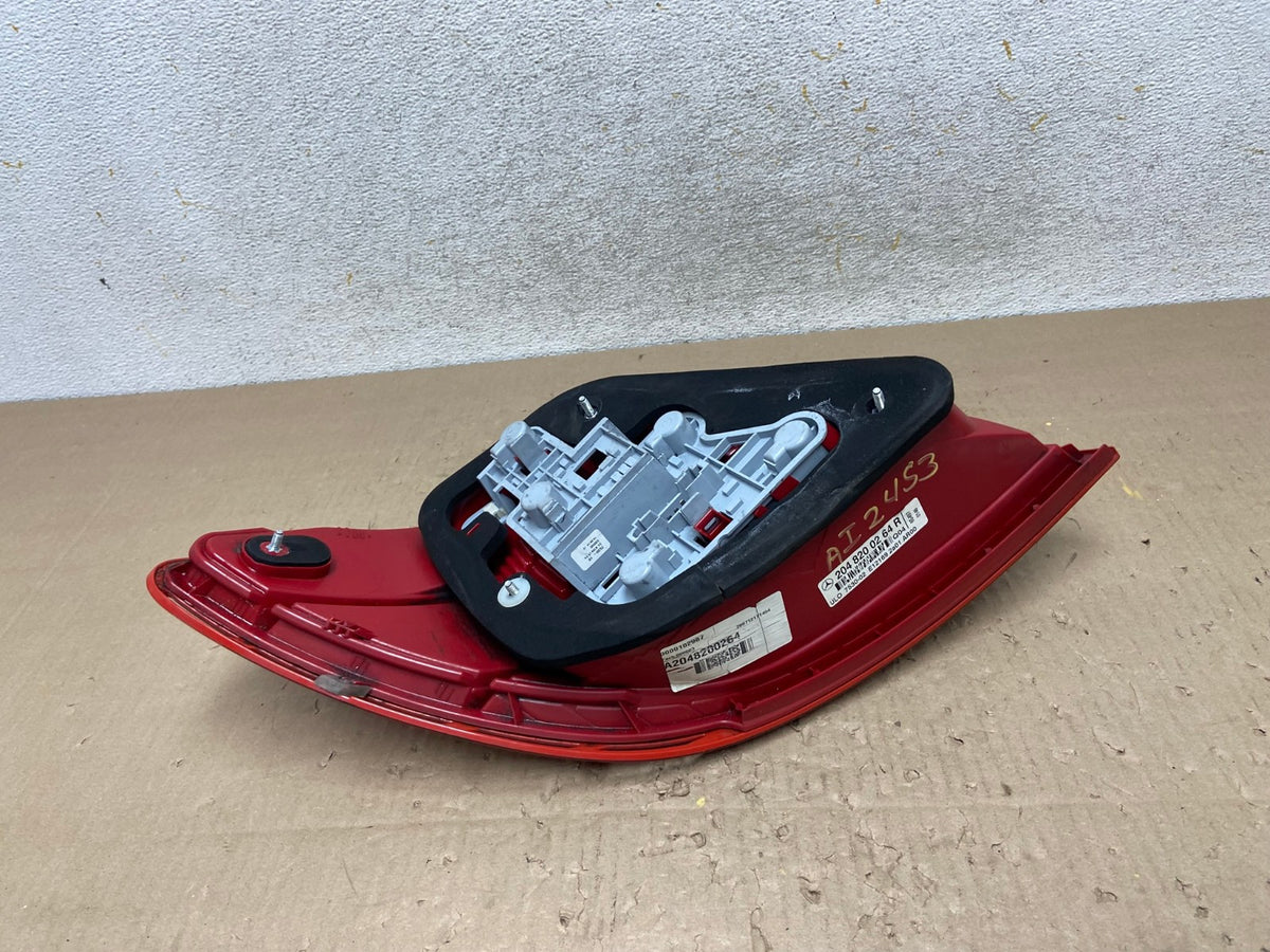 2008 2009 2010 2011 Mercedes C-Class Right Passenger Tail Light AI2453 LK5