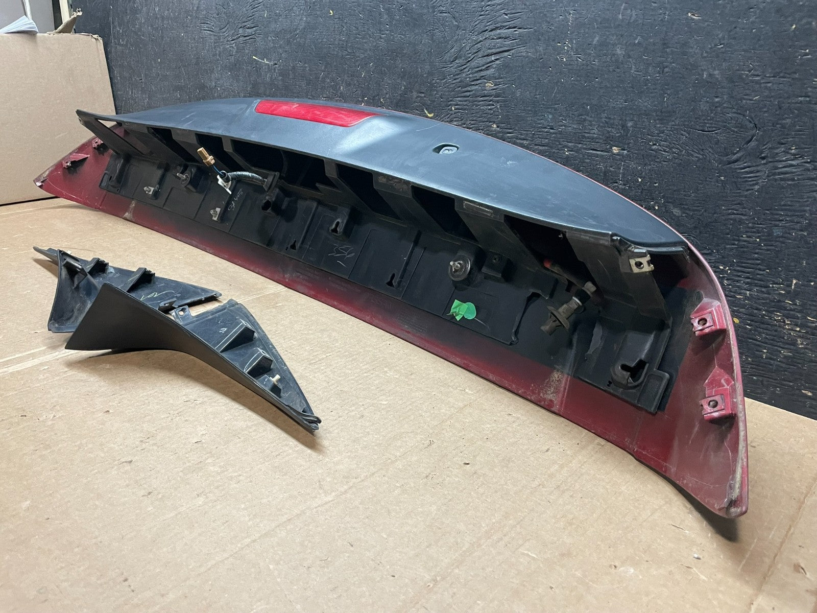 2013-2020 Nissan Pathfinder Rear Spoiler Wing Oem Z5792  DG12