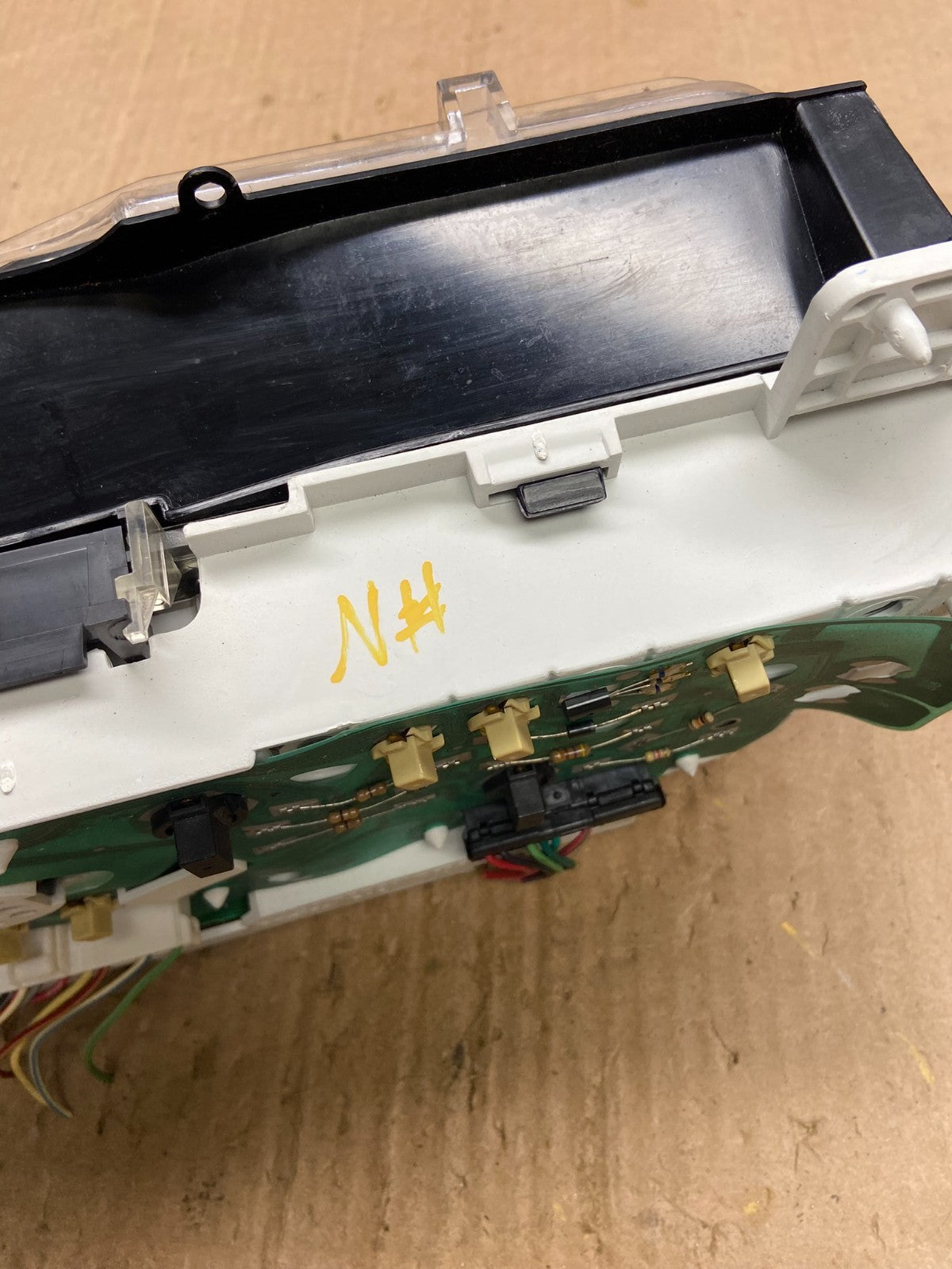 1999 to 2002 Ford E150 E250 E350 VAN Gauge Speedometer Cluster AB17715