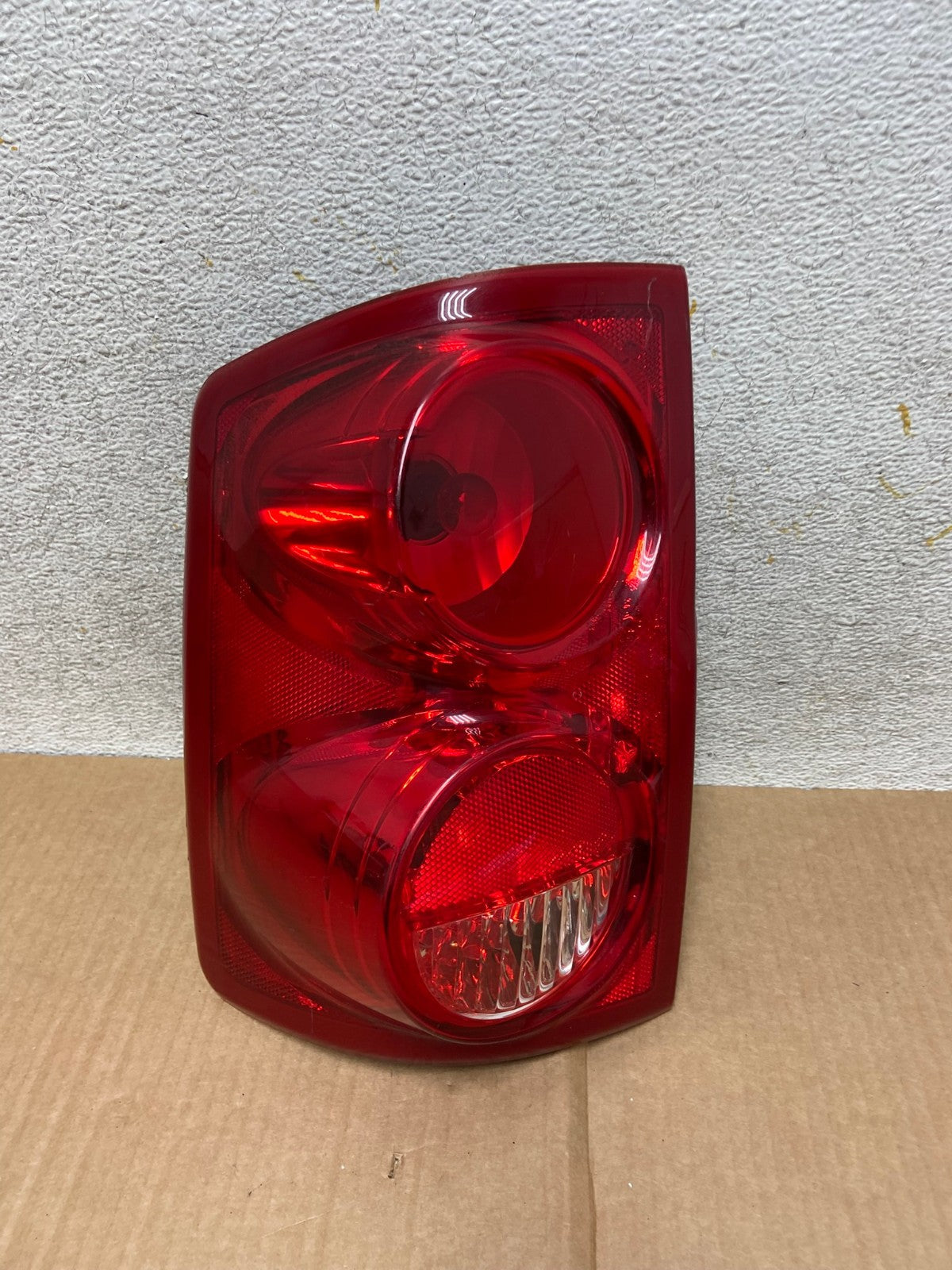 2005-2011 Dodge Dakota Lh Left Driver Side Tail Light DEPO AI5679 LK0