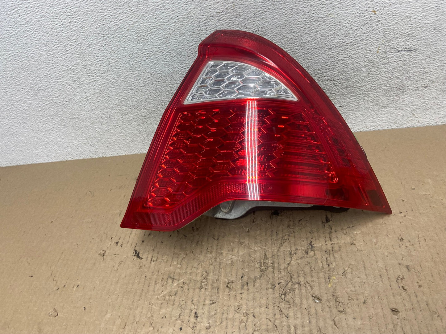 2010 2011 2012 Ford Fusion Right Passenger Side Tail Light AF7085 LK0