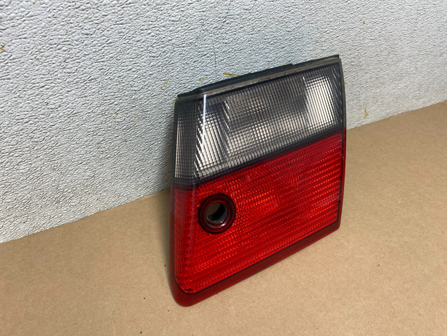 1999 to 2001 SAAB 9-5 Passenger Right Side Tail Light Inner Sedan OEM O9509 DW2