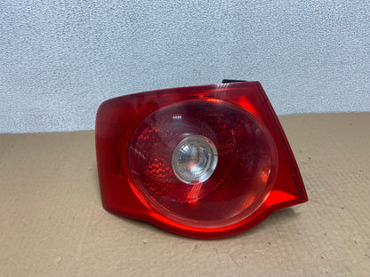 2005-2007 Volkswagen Jetta Sedan Left Driver Side Tail Light Oem AB6150 LK0