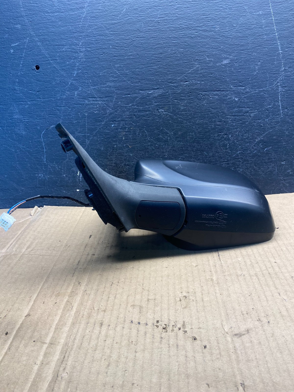 2009 to 2010 Subaru Forester Left Driver Side View Power Door Mirror AE2210 DW3