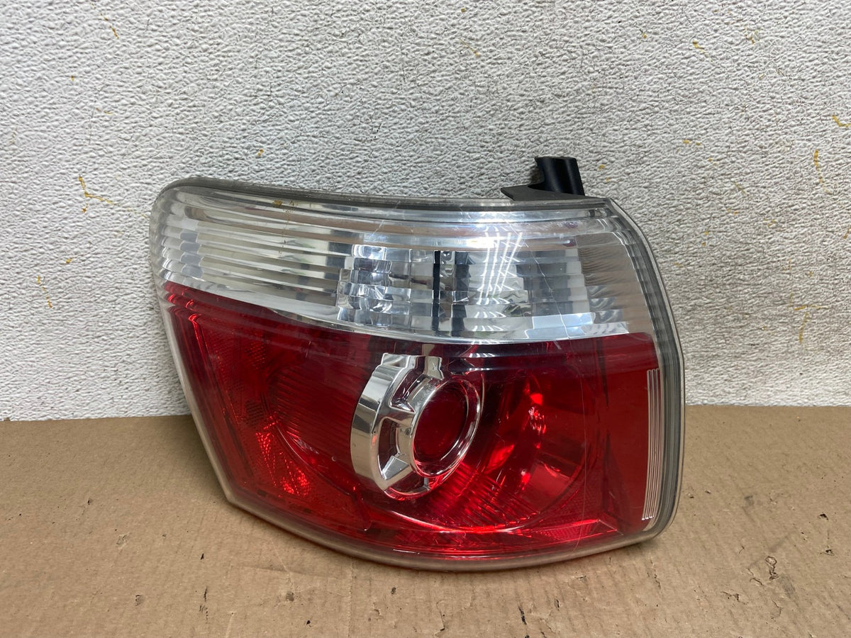 2007 to 2012 GMC Acadia Tail Light Left Side Driver Lh AH5904 LK0