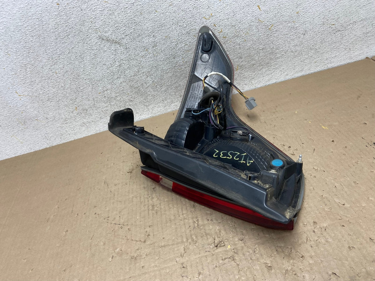 2011 2012 2013 2014 2015 Ford Explorer Left Driver LH Side Tail light AI2532 LK5