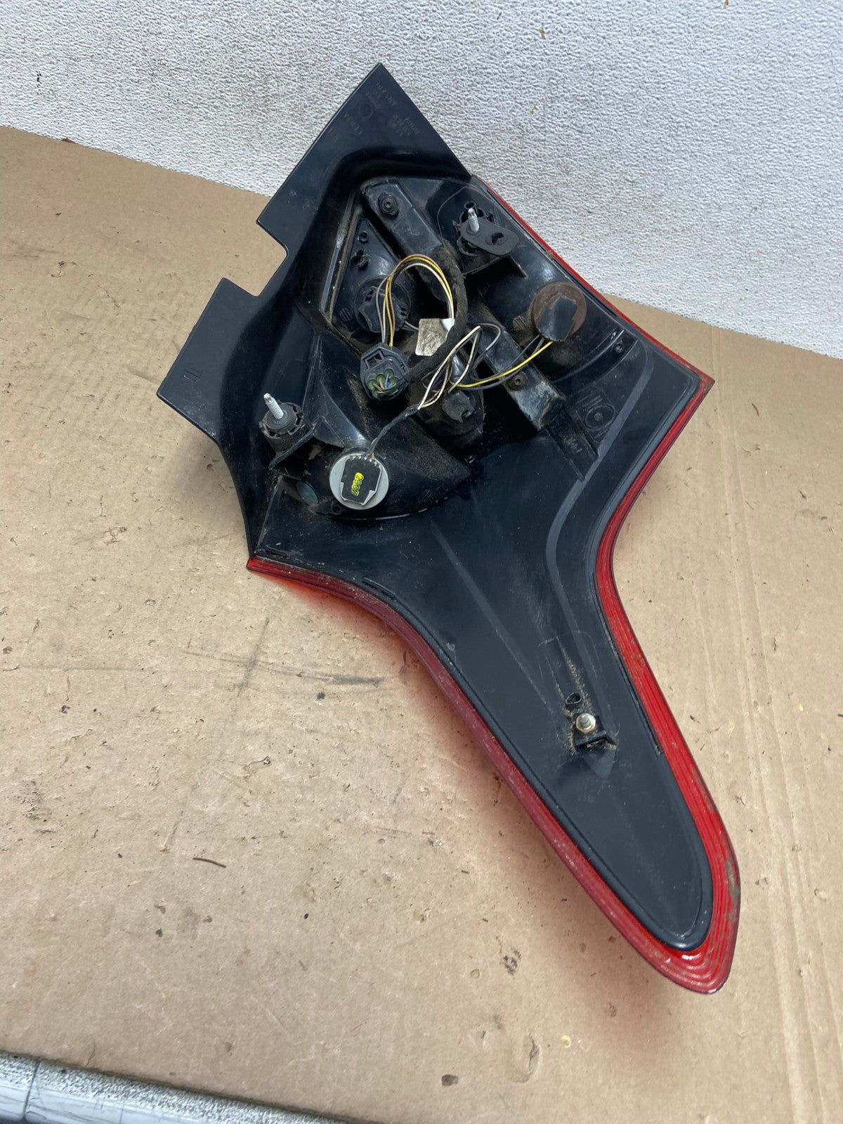 2012-2014 Ford Focus Hatchback Right Passenger Side Rh Tail LIght AG4927 LK6