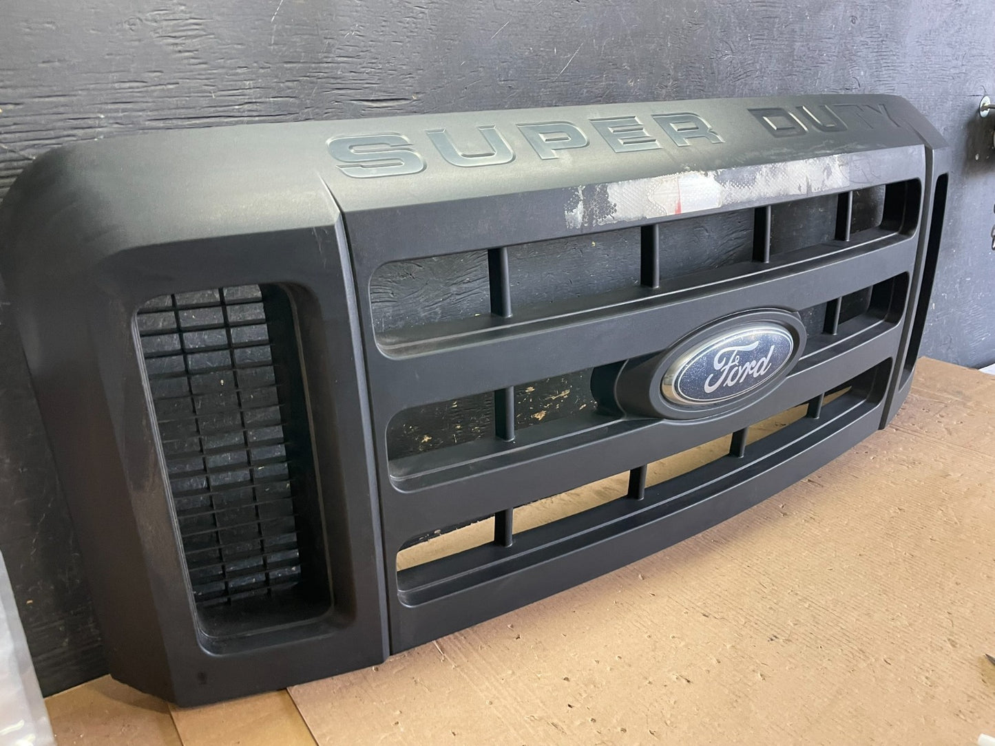 2008 2009 2010 Ford F250 F350 SD Front Upper Grill Grille OEM AA2159 DG1