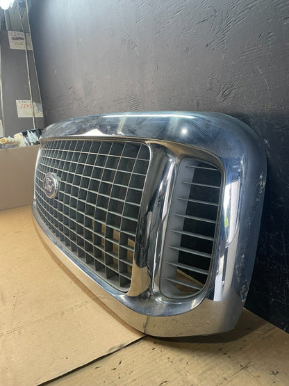 1999 to 2004 Ford F250 Super Duty Front Upper Grill Grille AC5073 DG1