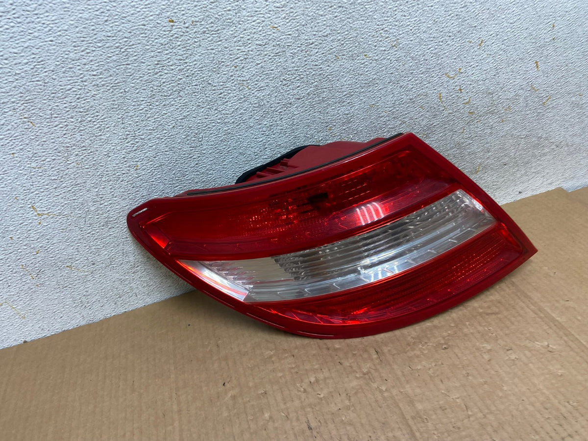 2008 2009 2010 2011 Mercedes C-Class Left Driver Side Tail Light AI5875 LK2