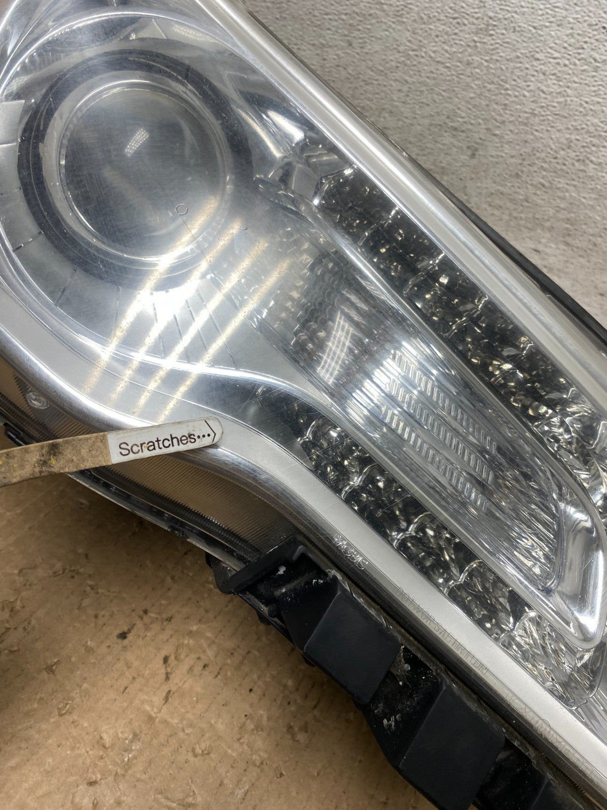 2011 to 2014 Chrysler 300 Right Passenger RH Halogen Headlight AD8831 DW3