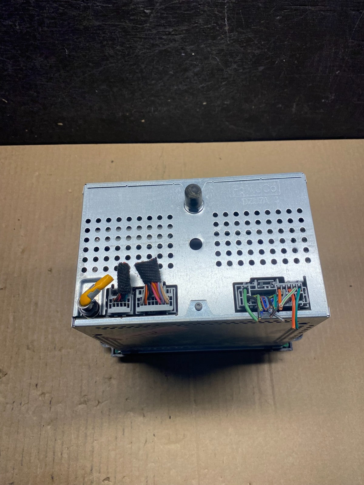 2004 to 2008 Ford F150 Mustang Radio Stereo Audio AM/FM ag3976 DG5
