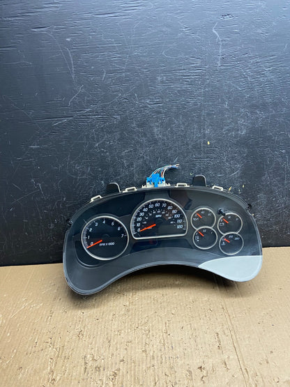 2002 to 2005 Chevrolet Trailblazer Speedometer Cluster Gauge AF1620 DG0