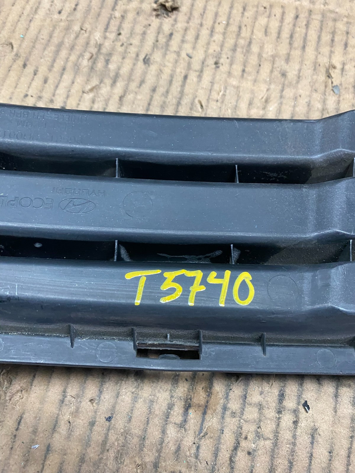 2007 2008 2009 Hyundai Elantra Front Lower Grille Grill 86561-2h001 T5740 DG11