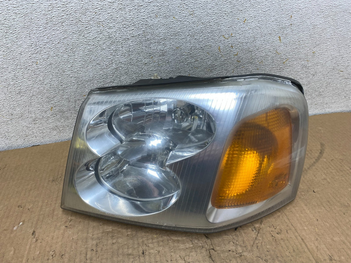 2002 to 2009 Gmc Envoy Left Driver Lh Side Headlight Halogen AI8050 DW0
