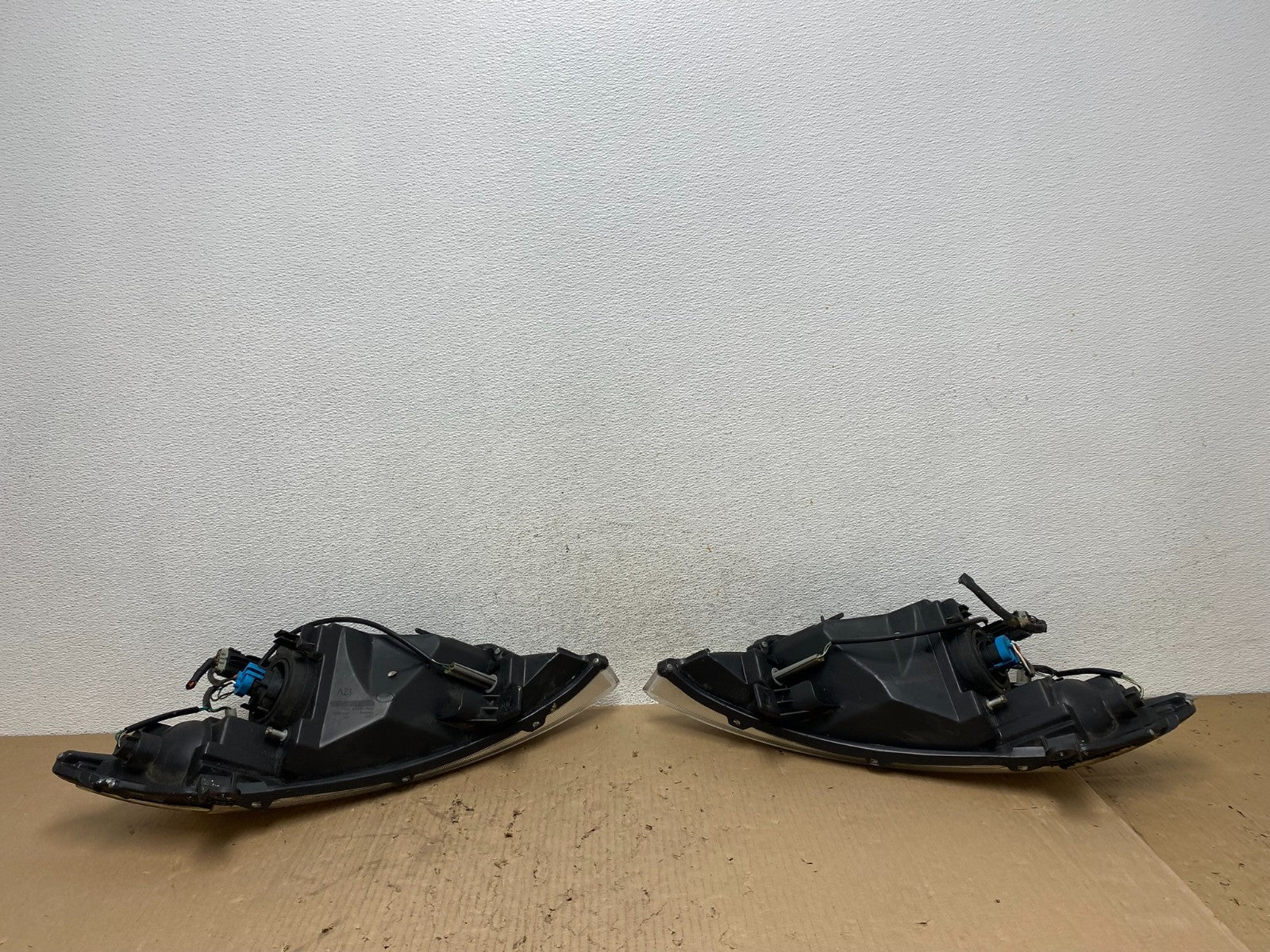 2003 to 2007 Nissan Murano Headlights Halogen Left+Right AE8863 DW6