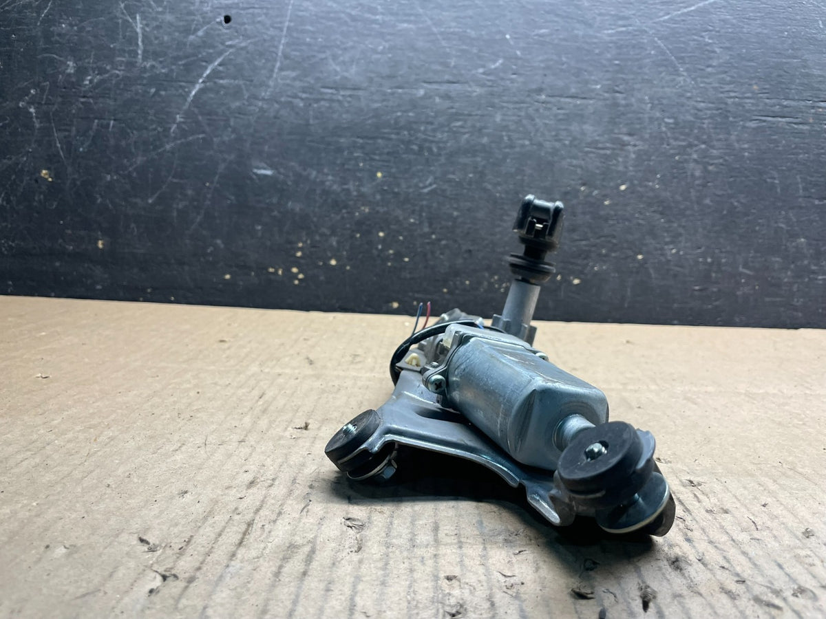 2007 to 2015 Mazda CX-9 CX9 Windshield Rear Wiper Motor U9266 DG4