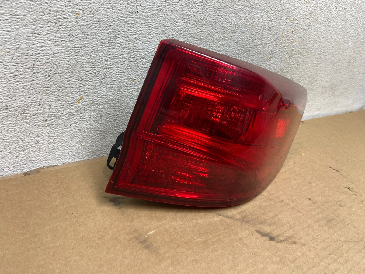 2014 to 2020 Acura Mdx Right Passenger RH Side Tail Light DEPO AH4469 DW1