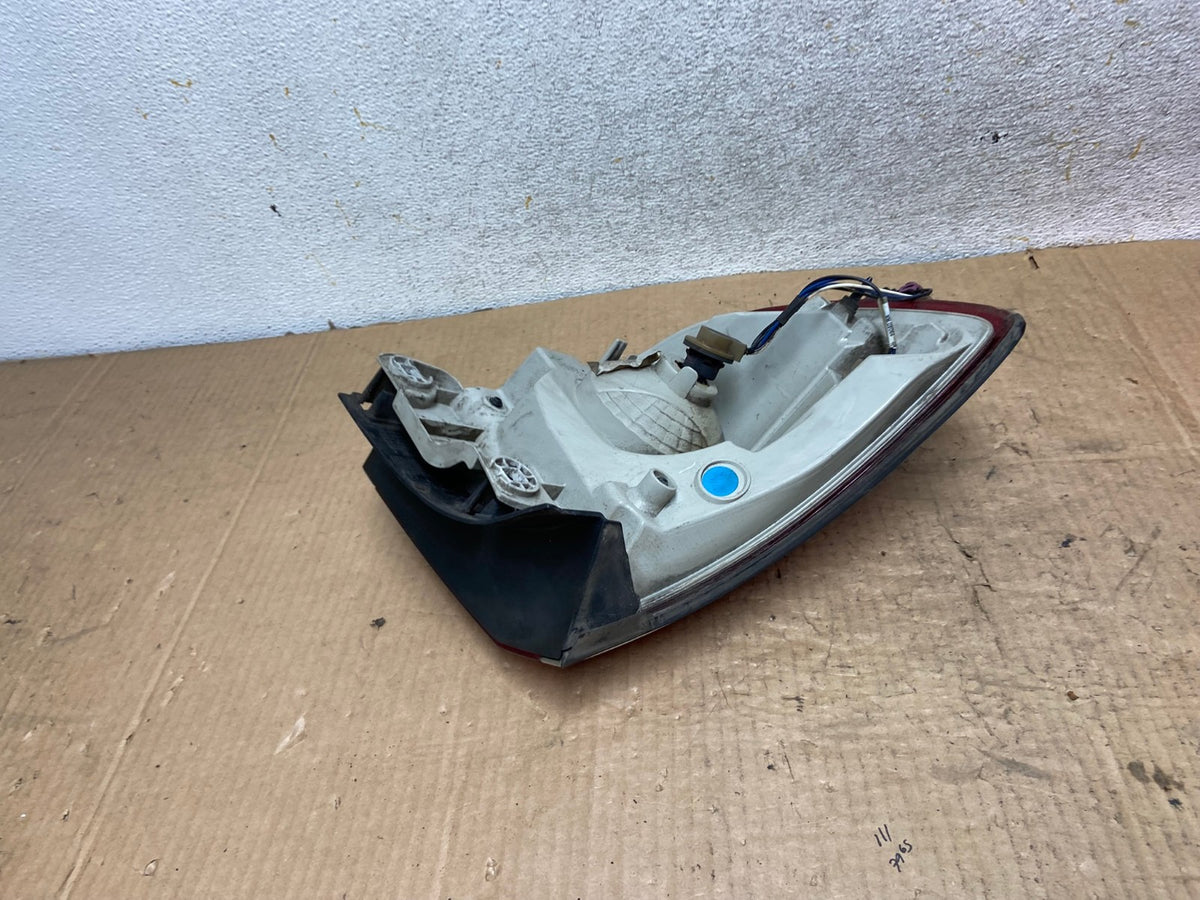2008-2012 Buick Enclave Right Passenger Rh Tail Light AI8030 LK5