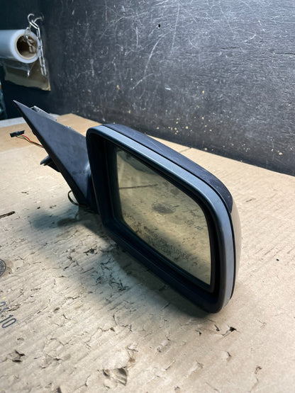 2004 - 2006 BMW 5-Series 525i 530i Right Passenger RH Door View Mirror V8861 IT8