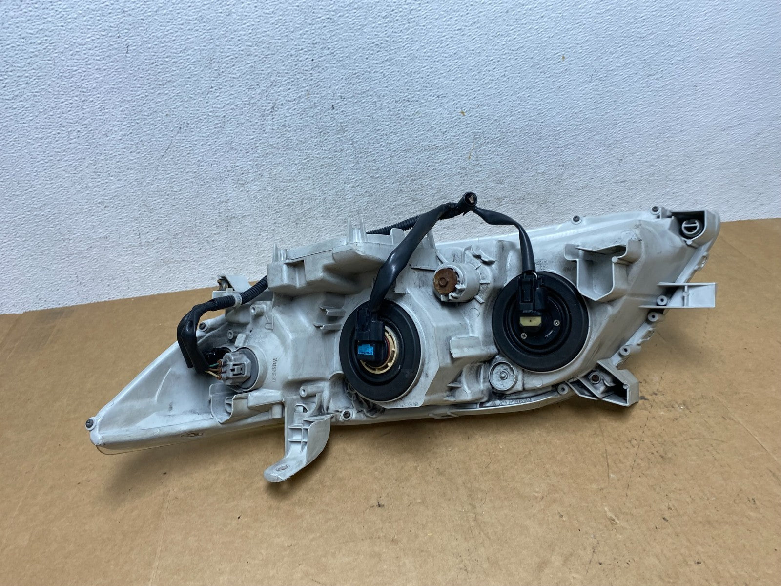 2007 - 2009 Toyota Camry Halogen Right Passenger Headlight AE3034 DW5