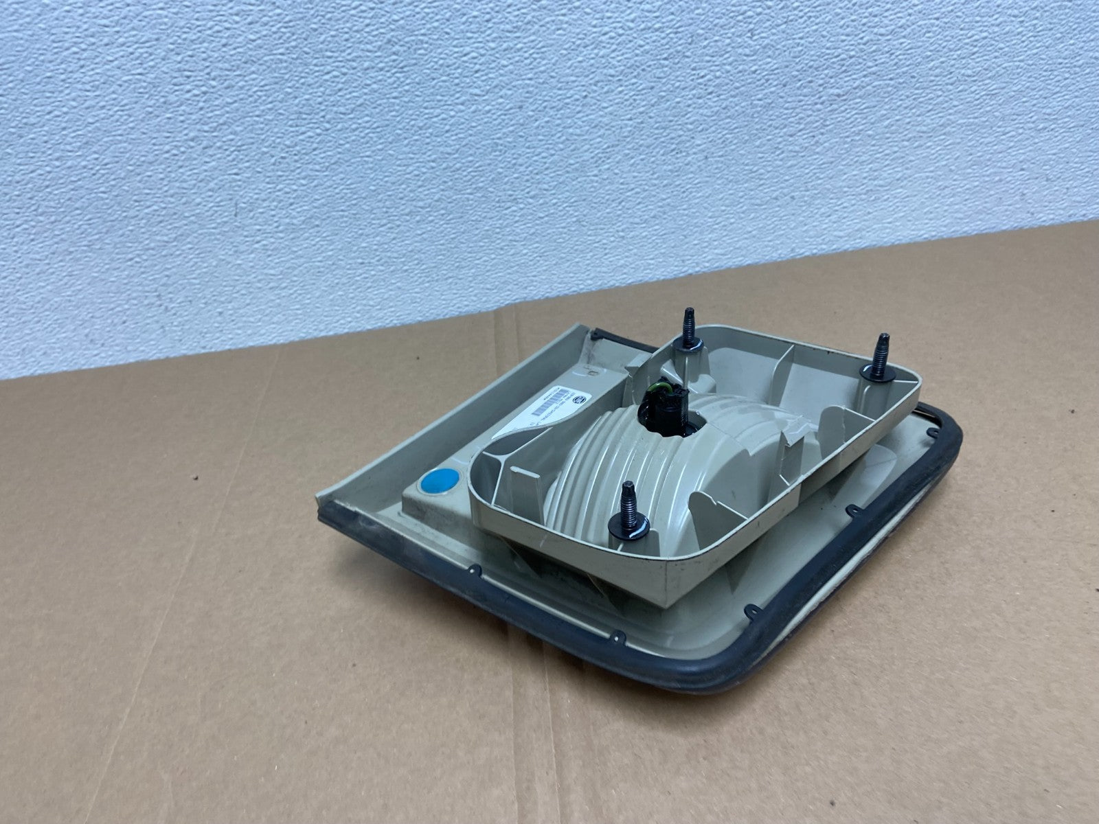 2007 to 2010 Saturn Outlook Left Driver LH Inner Tail Light OEM AB6756 DW4