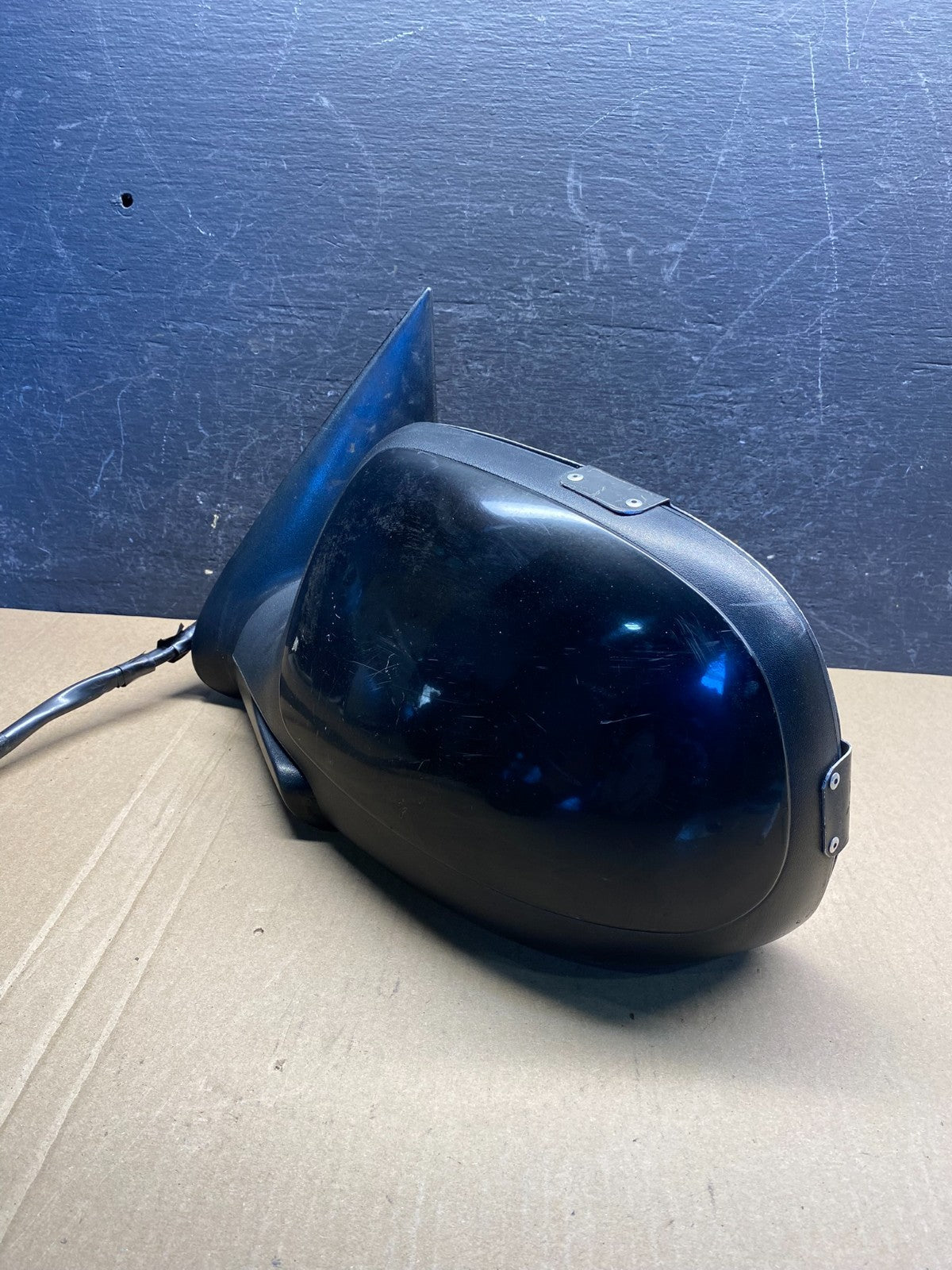 2003-2006 Chevrolet Tahoe Suburban Left Driver LH Turn Door Mirror AG3510 DW2