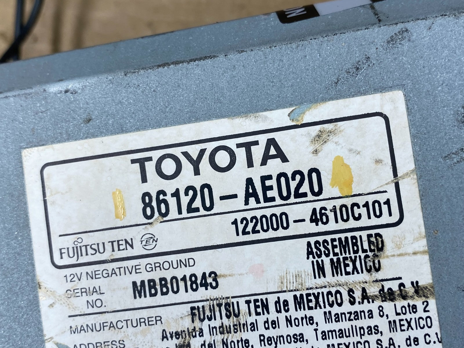 2004 to 2010 Toyota Sienna AM FM CD WMA Mp3 Radio Receiver Z7532 DG6