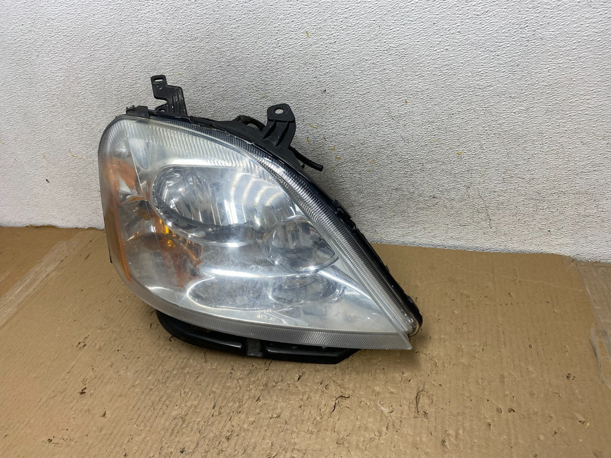 2005 to 2007 Ford Five Hundred Halogen Right Passenger Side Headlight AH2943 DW2