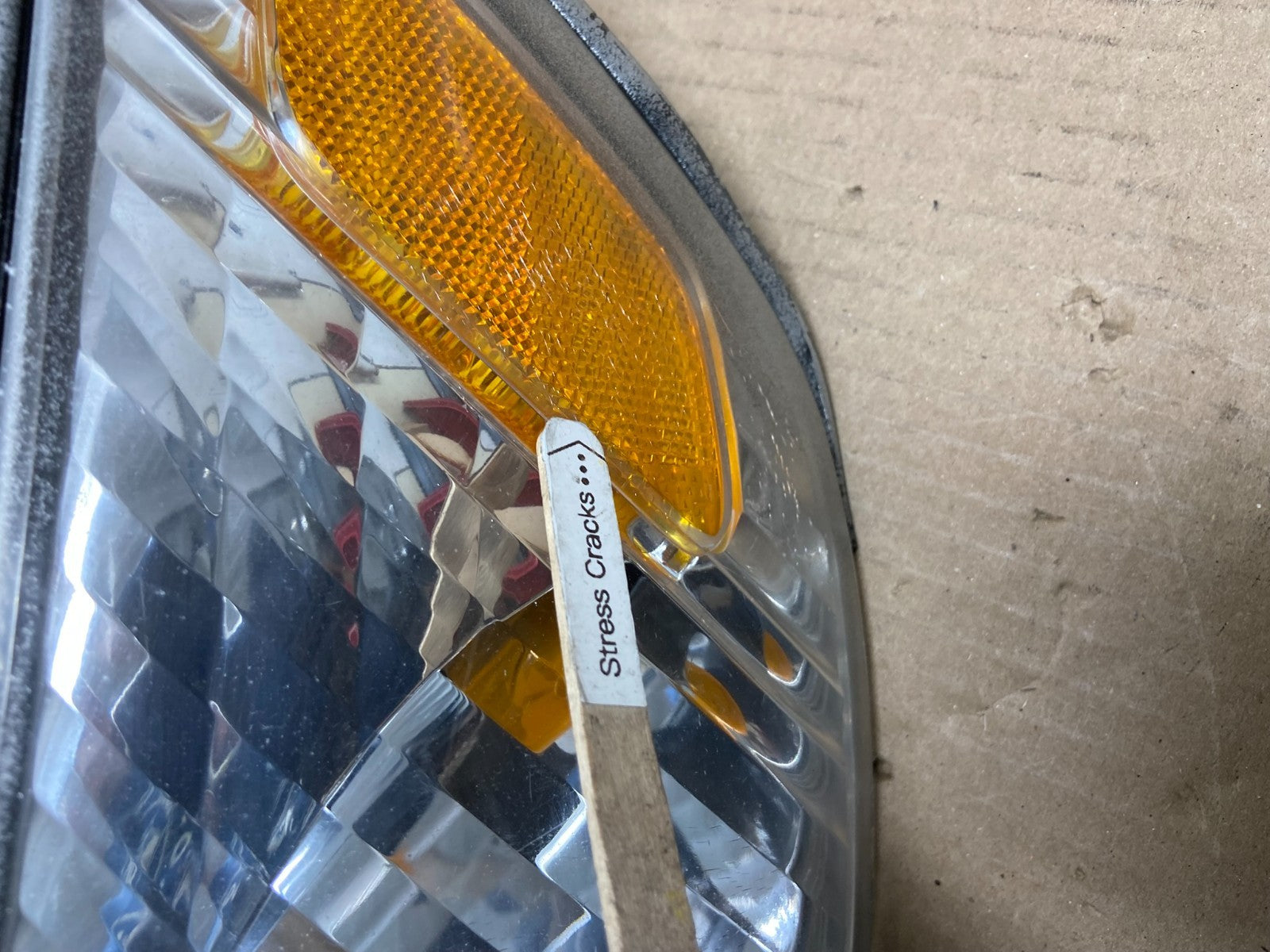 2000 to 2001 Lexus ES300 Left Driver LH Side Turn Signal AF5805 DW4
