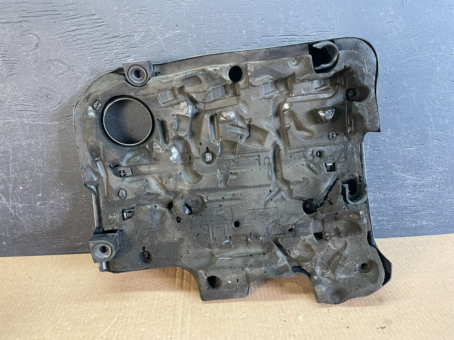 2010 to 2014 Volkswagen Golf TDI Engine Motor Cover af3633 DG5