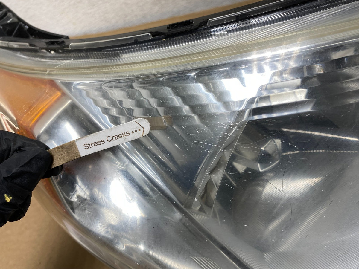 2009 - 2013 Subaru Forester Right Passenger Side Halogen Headlight AH9035 DW4