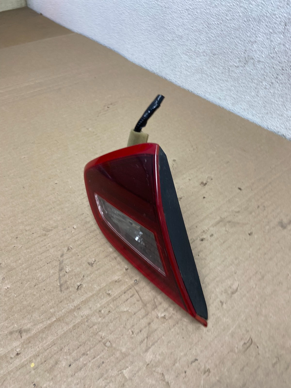 2016 2017 2018 Nissan Altima Left Driver LH Side Inner Tail Light AE9555 DW1