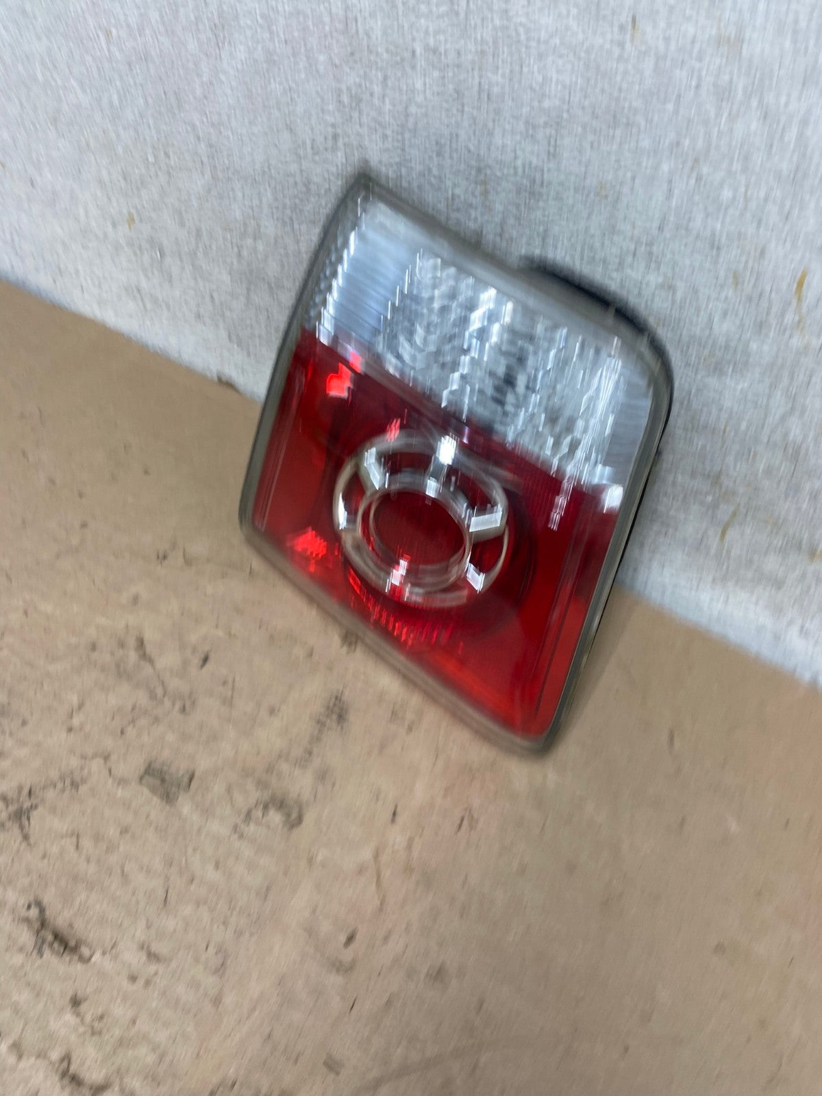 2007 to 2012 GMC Acadia Left Driver Lh Side Tail Light Inner AI1101 LK1