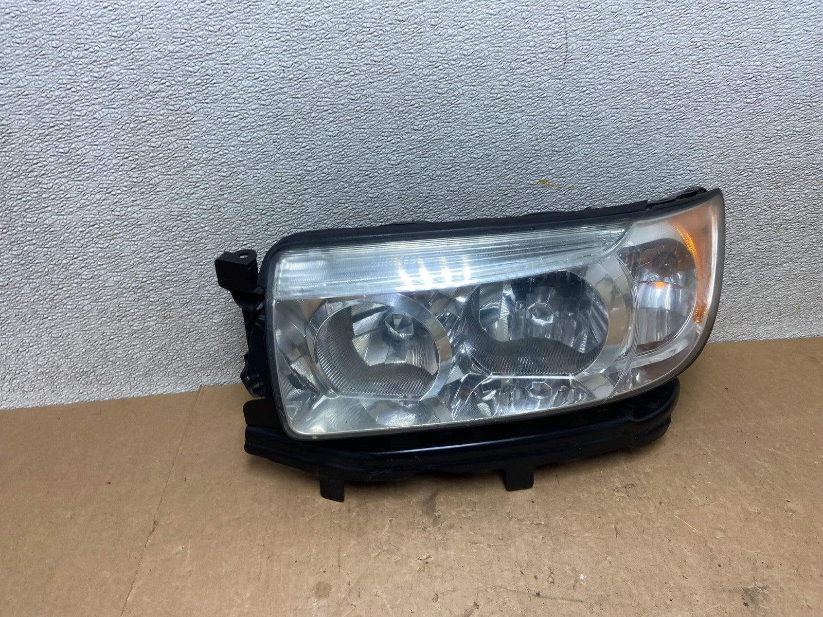 2006 2007 2008 Subaru Forester Left Driver LH Headlight Halogen Oem Z7615 DW0