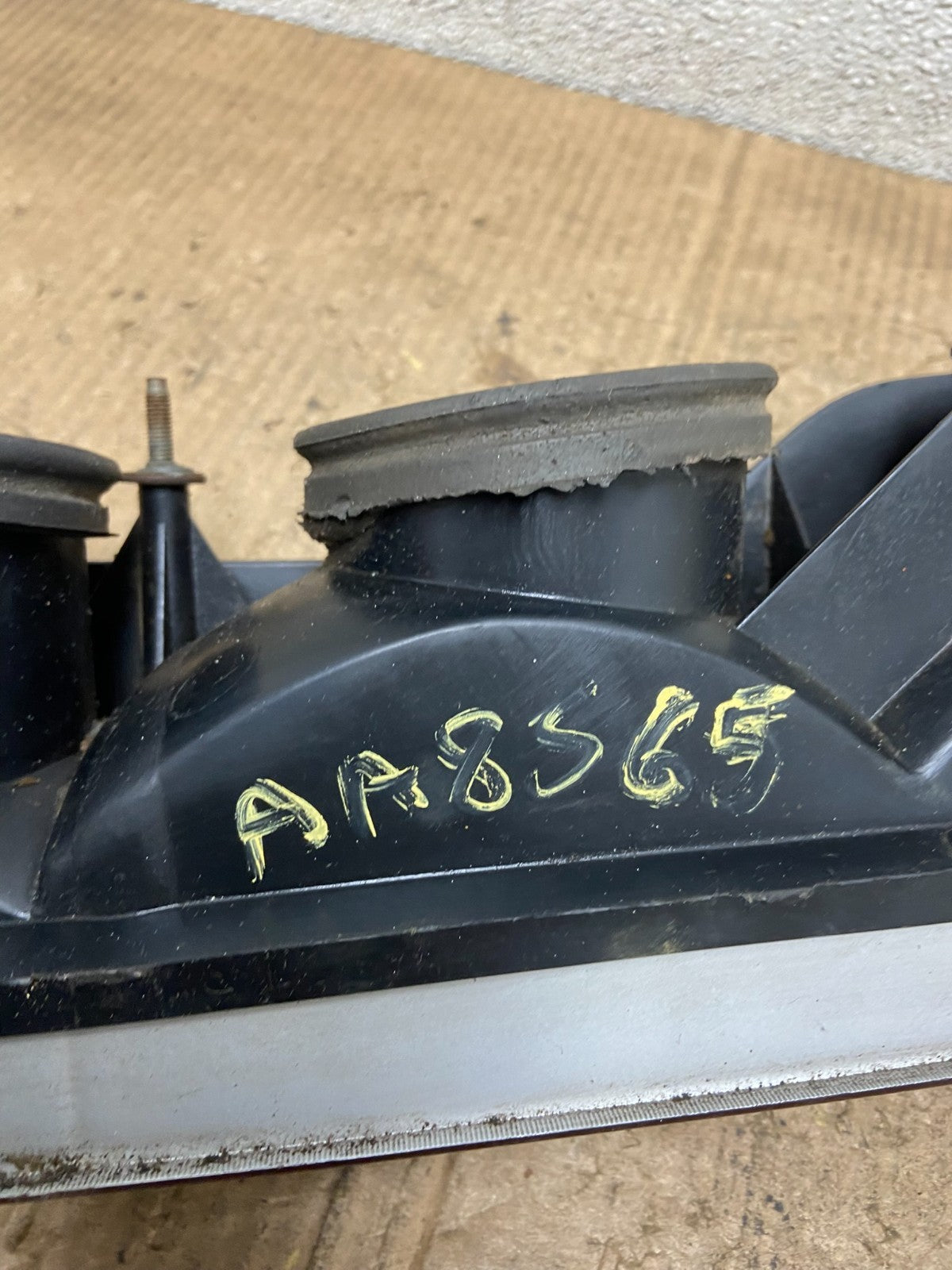 1987 Mercury Cougar Left Driver LH Tail Light AA8565 DG7