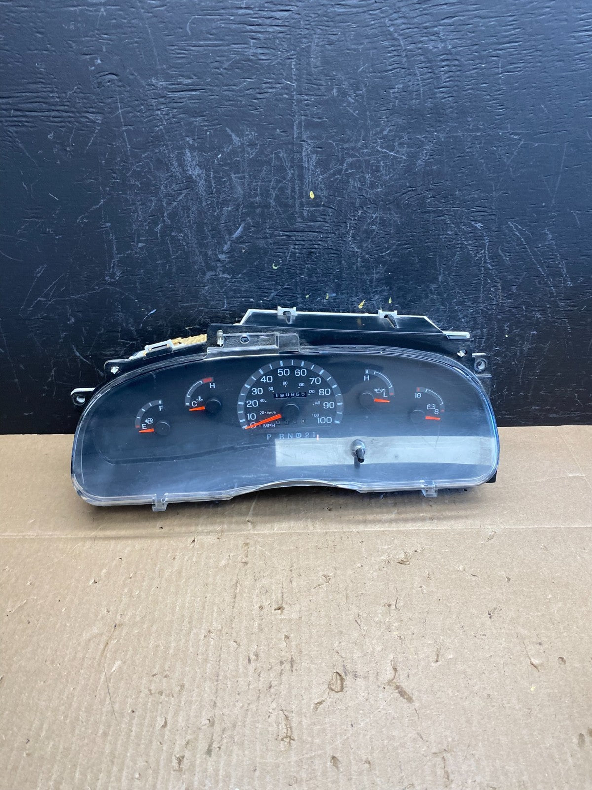 2001-2002 Ford Econoline E250 E350 Van Speedometer Instrument Cluster AC6513 DG0