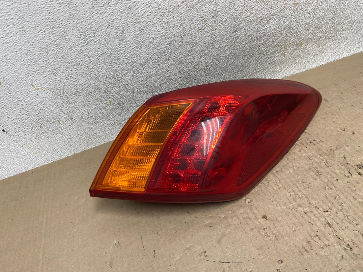 2009 2010 Nissan Murano Right Passenger Rh Side Tail Light AI2408 LK2