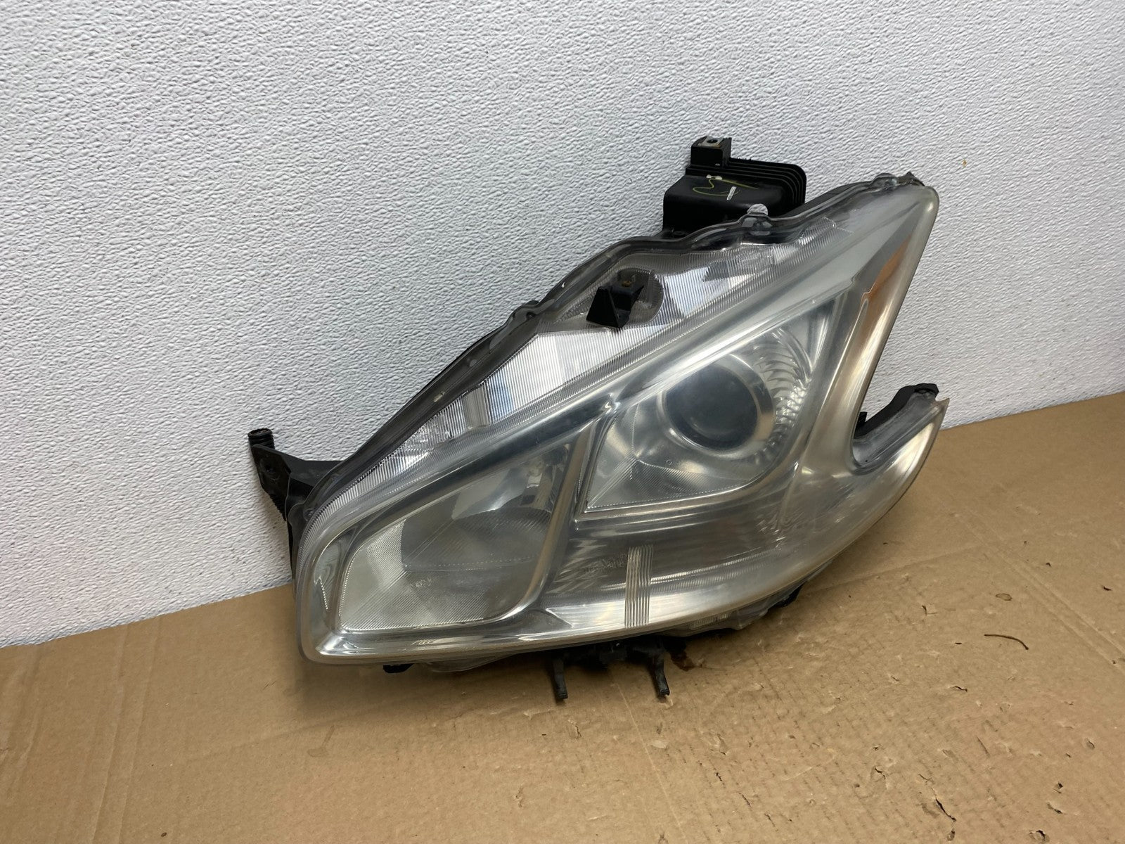 2009-2014 Nissan Maxima Headlight Left Driver Side Xenon HID OEM AC3814 DW2