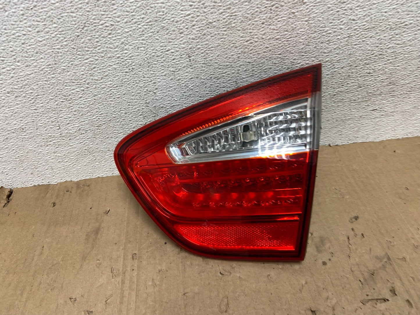 2012 to 2017 Kia Rio Sedan Right Passenger Inner LED Tail Light ae9364 DG0