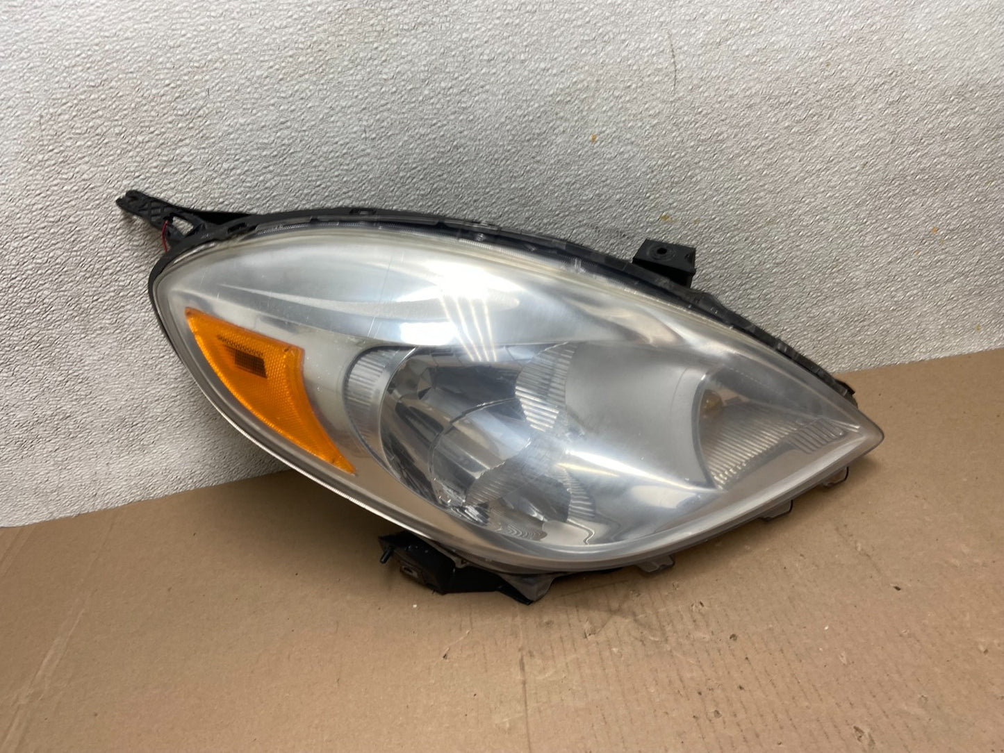 2012 2013 2014 Nissan Versa Sedan Headlight Right Passenger Rh AB5018 DW0