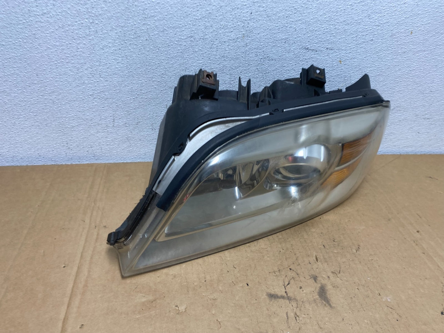 2004 2005 2006 Acura MDX Left Driver LH Headlight Halogen AD2766 DW2
