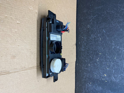 2005 - 2008 Chrysler Pacifica Heater AC Climate Temperature Control AE4432 DG3