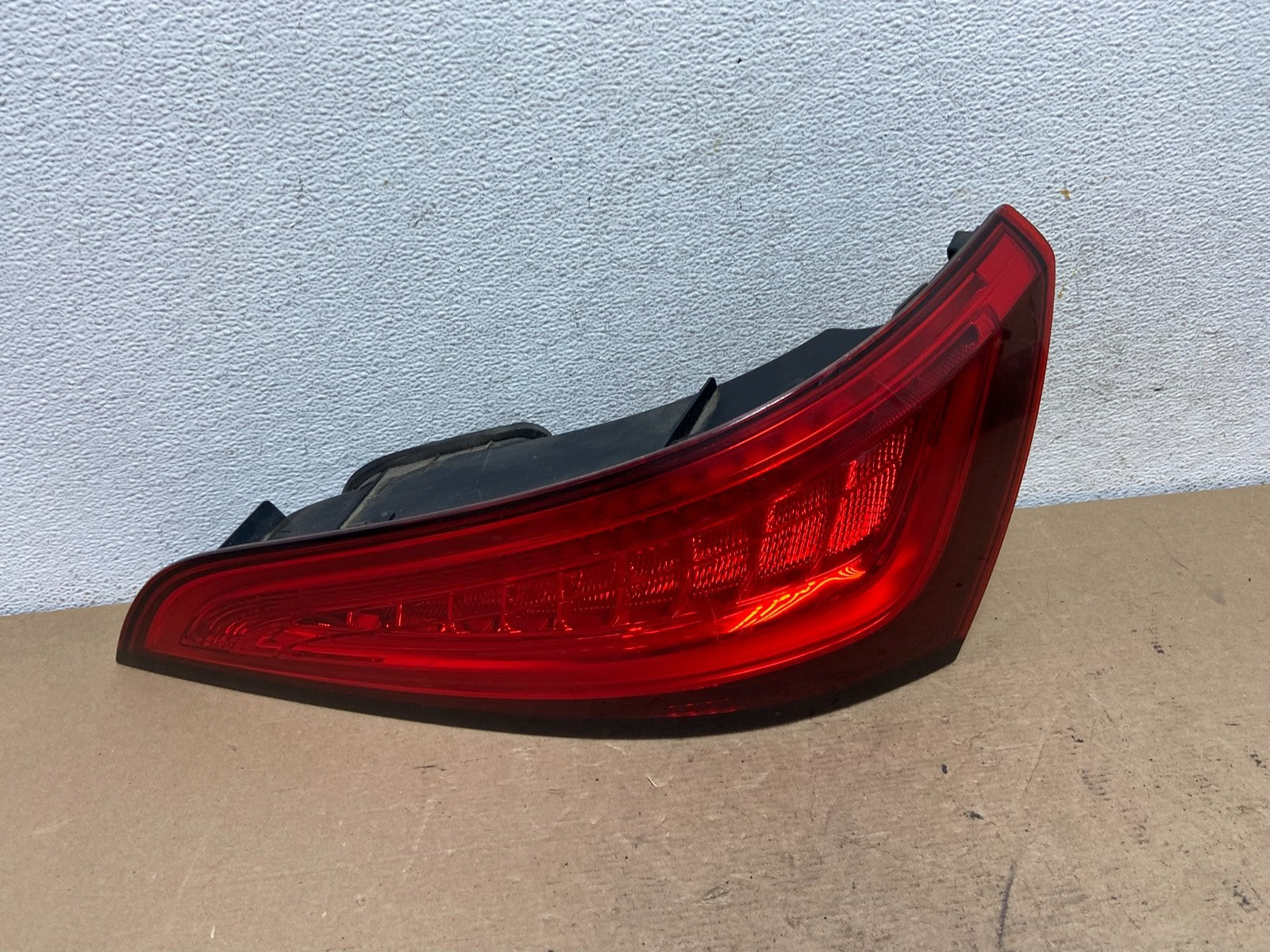 2013 to 2017 Audi Q5 Right Passenger RH Side Tail light AF5081 DW0